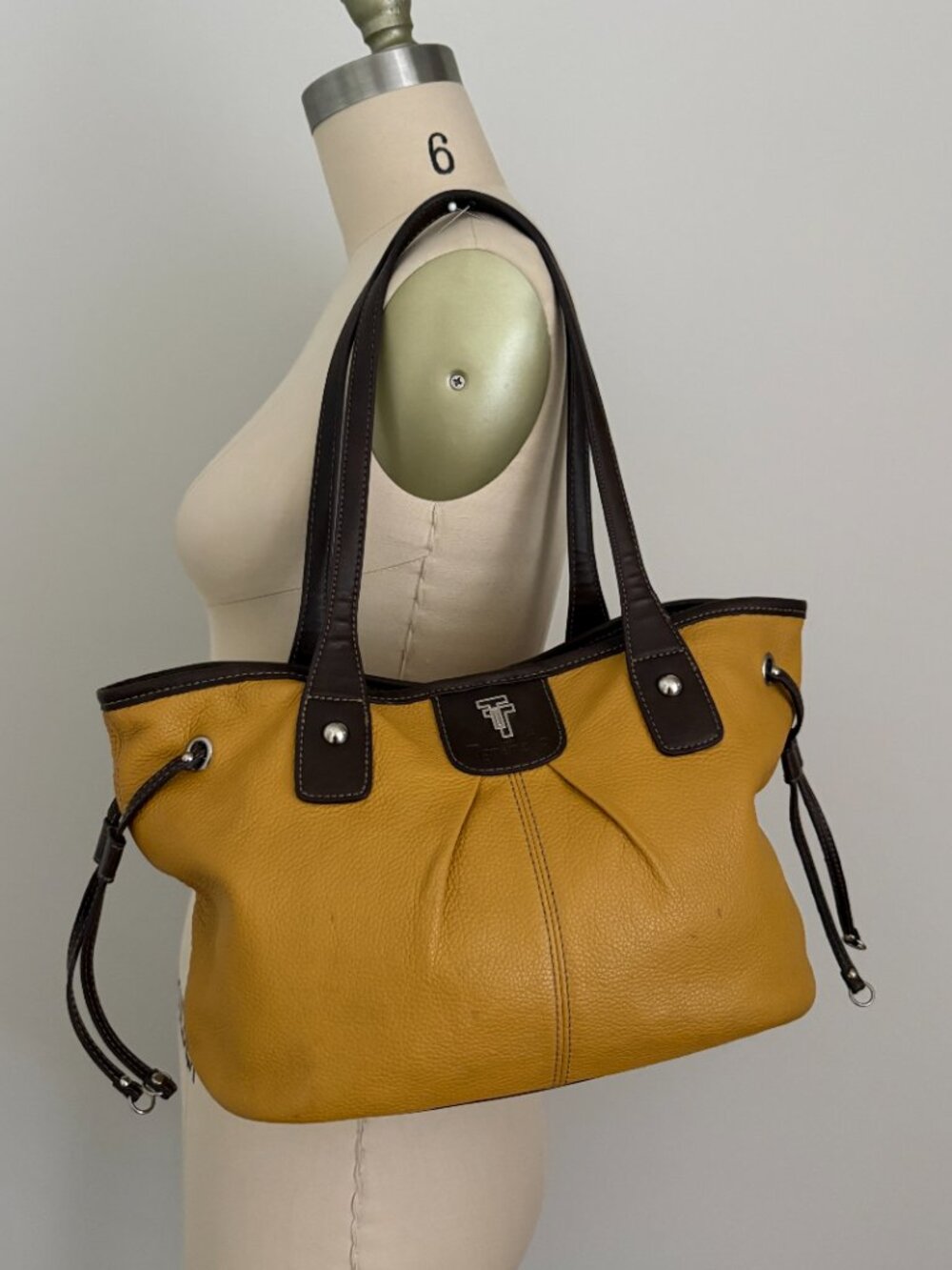 Tignanello Mustard Yellow Pebbled Leather Tote Shoulder Bag Drawstring Boho Chic